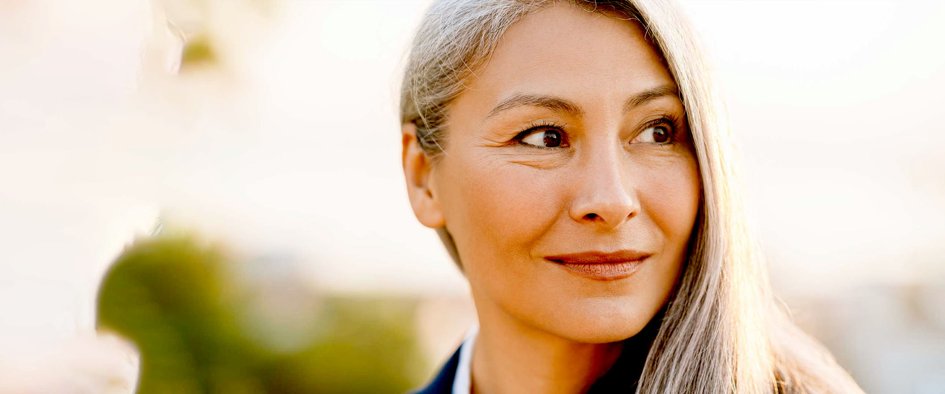 Chirurgie de lifting du visage - Montréal, Laval et Westmount avec le Dr Édouard
